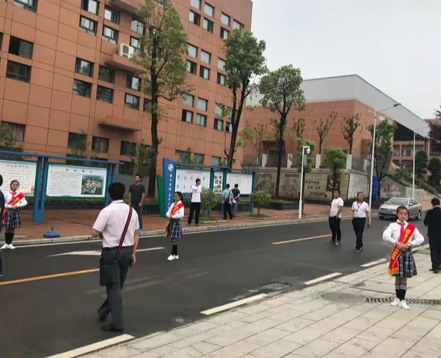 以城带乡以强带弱基础教育“三段两类”体系建造基本完成